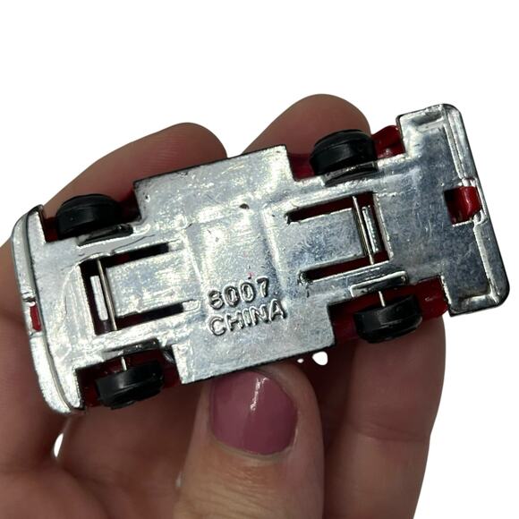 Vintage Die-Cast Fire Rescue Truck #281 Mini Collectible Toy Pickup Vehicle - Picture 7 of 7